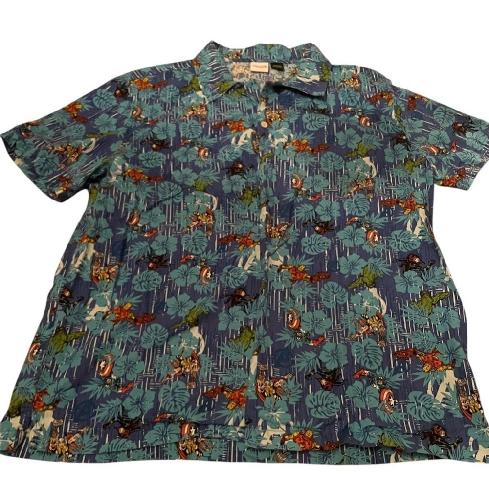 Marvel Super Heroes themed blue Hawaiian-style button-down shirt XXL